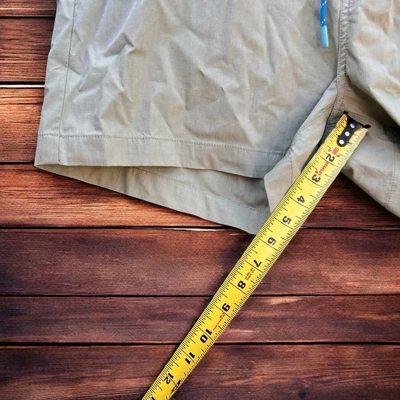 Cotopaxi Salto Women's Rip stop Shorts Silver Leaf Large NWT - Picture 4 of 7